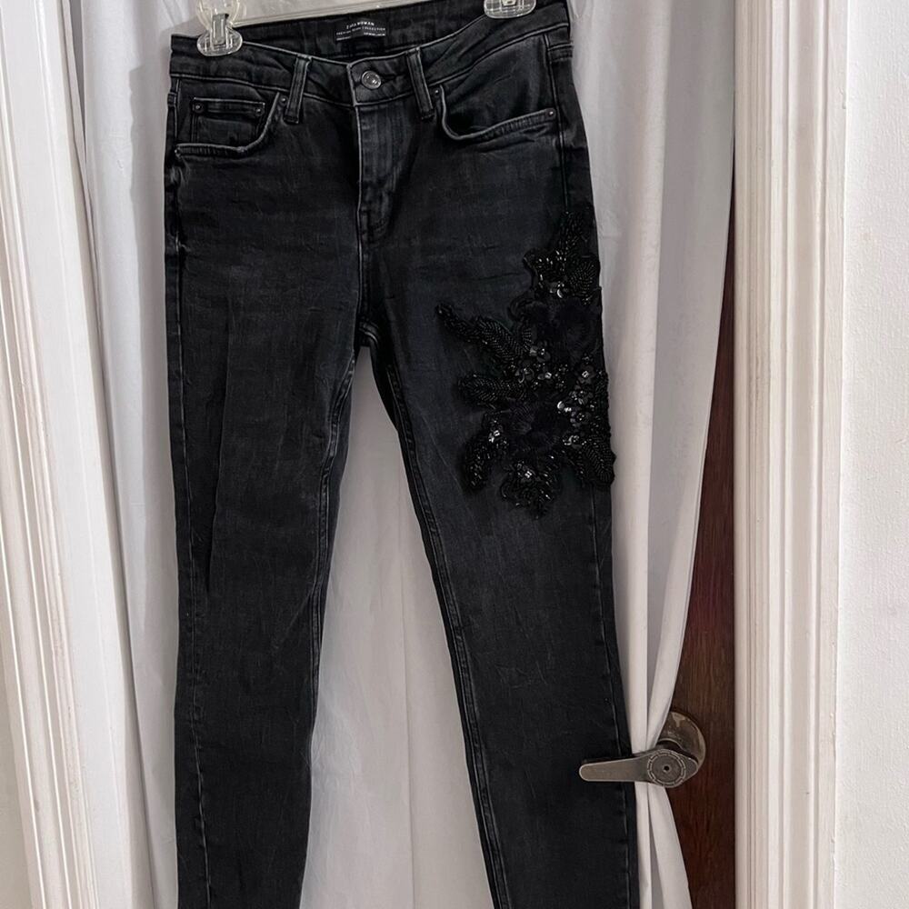 Zara women’s black jeans size 4